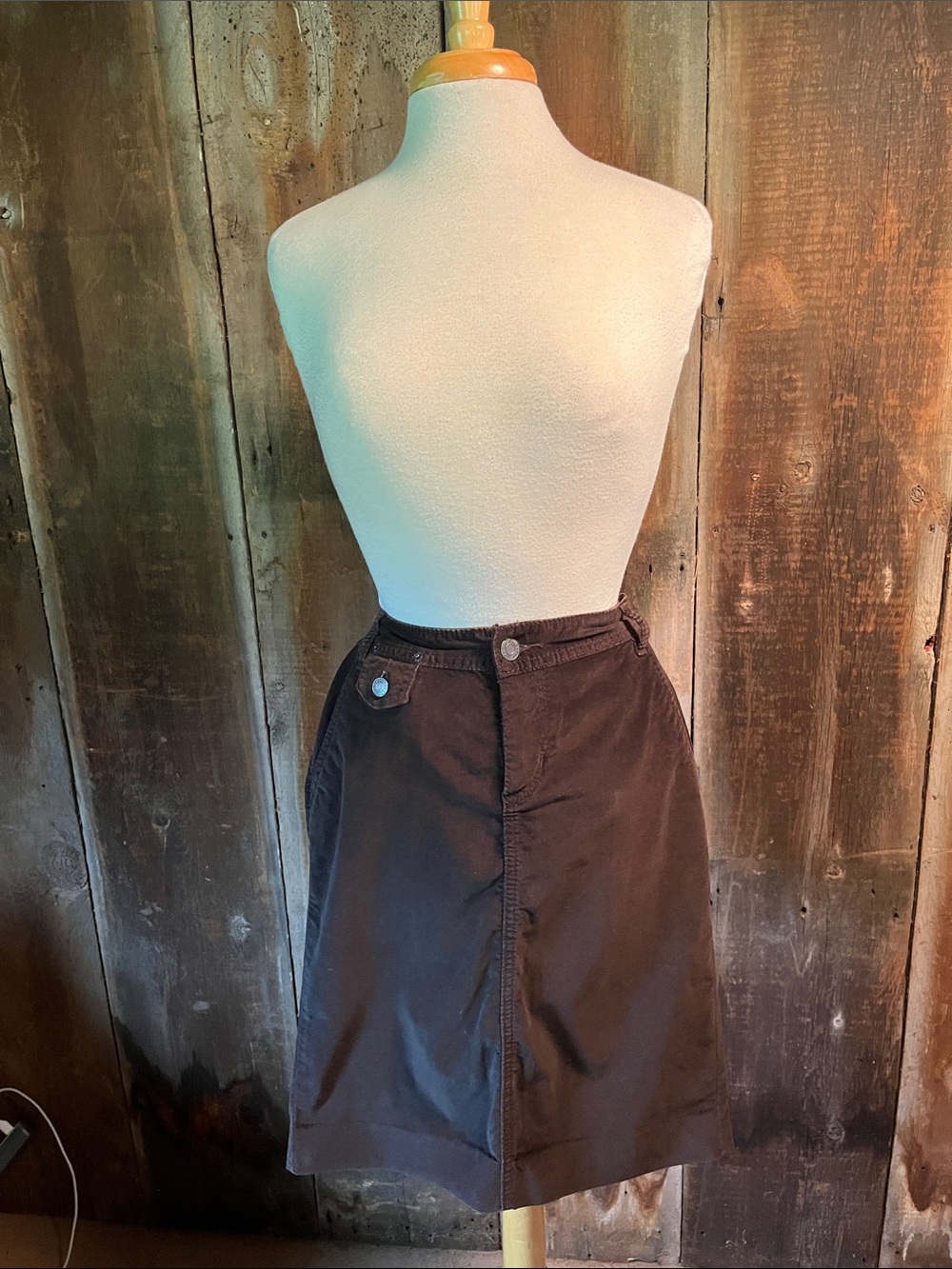 Gap Stretch Brushed velvet feel Pencil knee length skirt size 2 POCKETS!